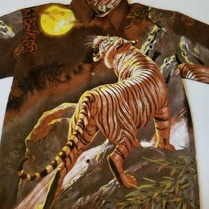 Tiger Button Down XL